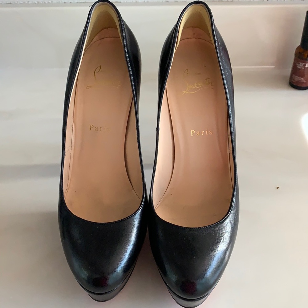 Christian Louboutin platform pumps. Excellent condition!!!! Size 8, EU 39